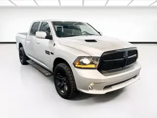 Ram 1500 2018 4x4 Night 4dr Crew Cab 5.5 ft. SB Pickup