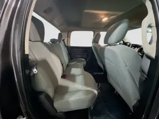 Ram 1500 2017 4x2 Express 4dr Crew Cab 5.5 ft. SB Pickup