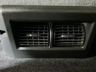 Ram 1500 2017 4x2 Express 4dr Crew Cab 5.5 ft. SB Pickup