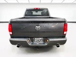 Ram 1500 2017 4x2 Express 4dr Crew Cab 5.5 ft. SB Pickup