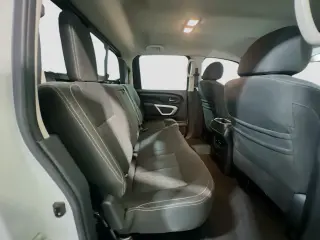 Nissan Titan 2018 4x2 SV 4dr Crew Cab