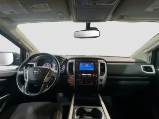 Nissan Titan 2018 4x2 SV 4dr Crew Cab