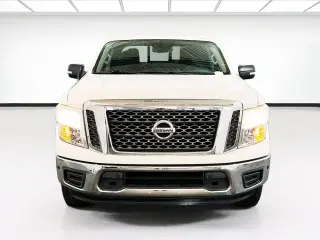 Nissan Titan 2018 4x2 SV 4dr Crew Cab