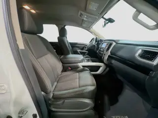 Nissan Titan 2018 4x2 SV 4dr Crew Cab