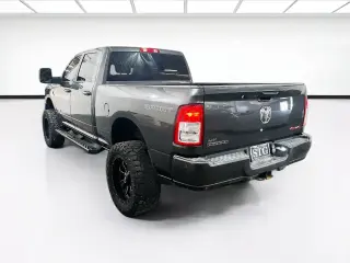 Ram 2500 2023 4x4 Big Horn 4dr Crew Cab 6.3 ft. SB Pickup