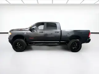 Ram 2500 2023 4x4 Big Horn 4dr Crew Cab 6.3 ft. SB Pickup