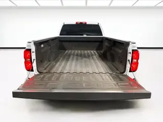 Chevrolet Silverado 1500 2017 4x2 LT 4dr Crew Cab 5.8 ft. SB