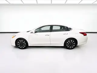 Nissan Altima 2018 2.5 SV 4dr Sedan