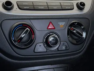 Hyundai ACCENT 2022 SE 4dr Sedan