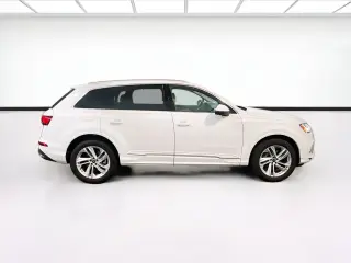 Audi Q7 2023 AWD quattro Premium Plus 55 TFSI 4dr SUV