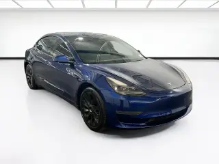 Tesla Model 3 2023 4dr Sedan