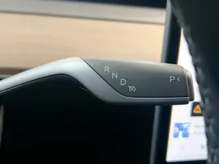 Tesla Model 3 2023 4dr Sedan