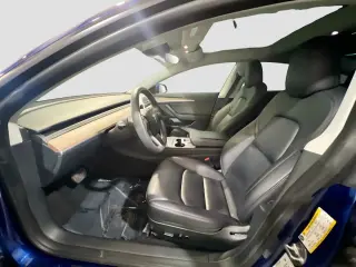 Tesla Model 3 2023 4dr Sedan