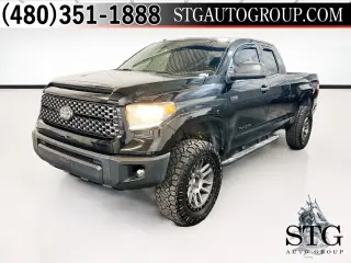 Toyota Tundra 2018 4x4 SR5 4dr Double Cab Pickup SB (5.7L V8)