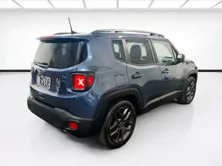 Jeep Renegade 2021 Latitude 4dr SUV