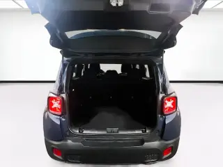 Jeep Renegade 2021 Latitude 4dr SUV