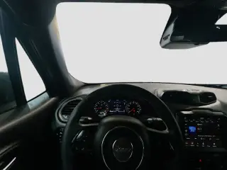 Jeep Renegade 2021 Latitude 4dr SUV