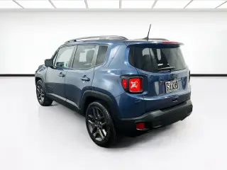 Jeep Renegade 2021 Latitude 4dr SUV