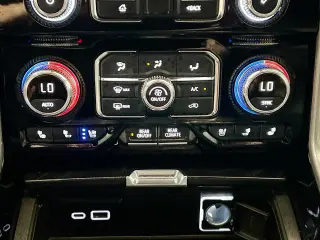 GMC Yukon 2021 4x4 Denali 4dr SUV