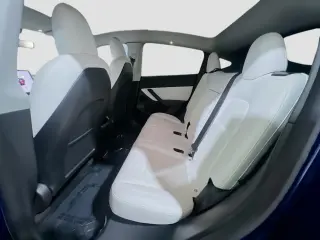 Tesla Model Y 2022 AWD Long Range 4dr Crossover