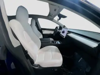 Tesla Model Y 2022 AWD Long Range 4dr Crossover