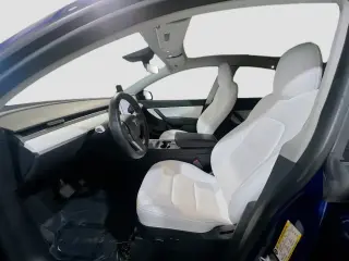 Tesla Model Y 2022 AWD Long Range 4dr Crossover