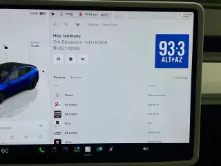 Tesla Model Y 2022 AWD Long Range 4dr Crossover