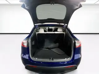 Tesla Model Y 2022 AWD Long Range 4dr Crossover