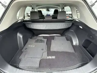 Toyota RAV4 2023 AWD XLE 4dr SUV