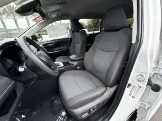 Toyota RAV4 2023 AWD XLE 4dr SUV
