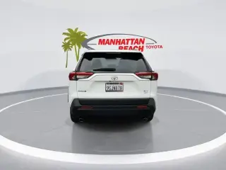 Toyota RAV4 2023 AWD XLE 4dr SUV