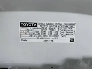Toyota RAV4 2023 AWD XLE 4dr SUV