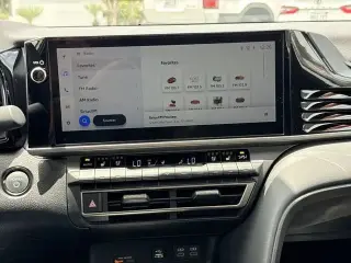 Toyota Camry 2025 SE 4dr Sedan