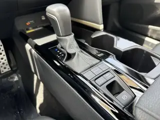 Toyota Camry 2025 SE 4dr Sedan