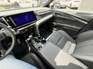 Toyota Camry 2025 SE 4dr Sedan