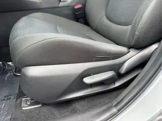 Toyota RAV4 2024 LE 4dr SUV