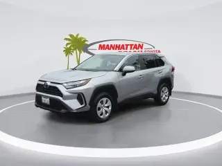 Toyota RAV4 2024 LE 4dr SUV