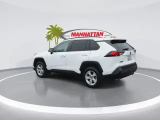 Toyota RAV4 2020 XLE 4dr SUV