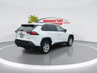 Toyota RAV4 2020 XLE 4dr SUV