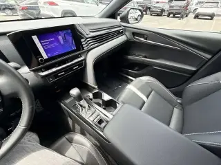 Toyota Camry 2025 SE 4dr Sedan