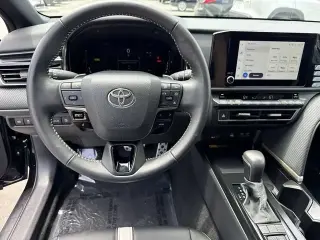 Toyota Camry 2025 SE 4dr Sedan