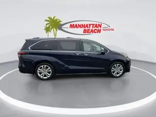 Toyota Sienna 2022 Platinum 7-Passenger 4dr Mini-Van