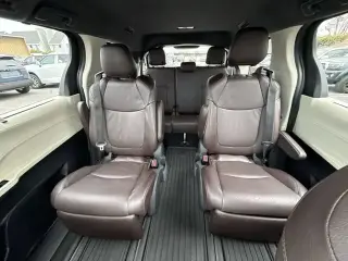 Toyota Sienna 2022 Platinum 7-Passenger 4dr Mini-Van