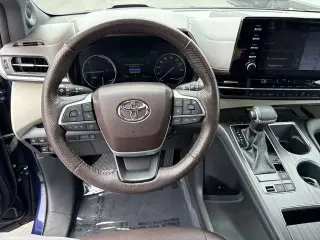 Toyota Sienna 2022 Platinum 7-Passenger 4dr Mini-Van