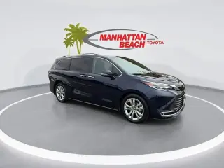 Toyota Sienna 2022 Platinum 7-Passenger 4dr Mini-Van