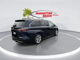 Toyota Sienna 2022 Platinum 7-Passenger 4dr Mini-Van