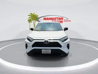 Toyota RAV4 2025 LE 4dr SUV