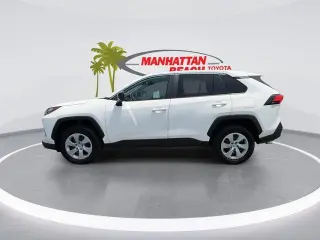 Toyota RAV4 2025 LE 4dr SUV