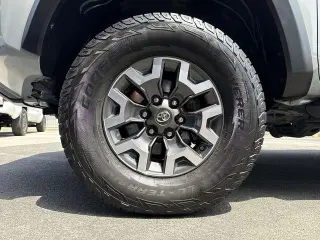 Toyota Tacoma 2020 4x4 TRD Off-Road 4dr Double Cab 5.0 ft SB 6A