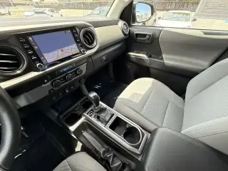 Toyota Tacoma 2021 4x2 TRD Off-Road 4dr Double Cab 5.0 ft SB